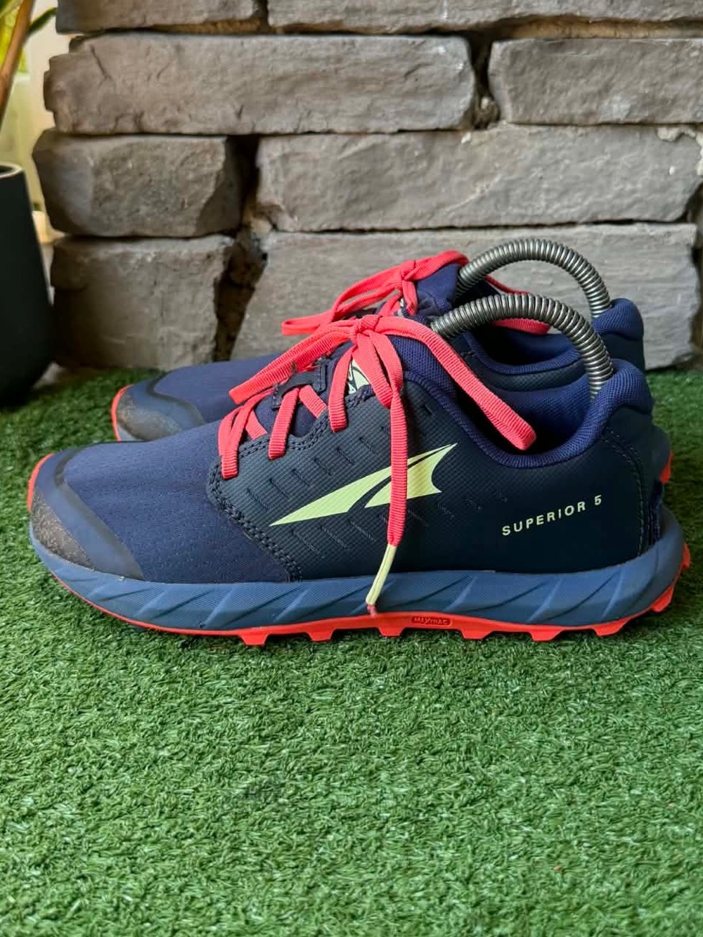 Altar Superior 5 Dark Blue Women's Trail Sneakers